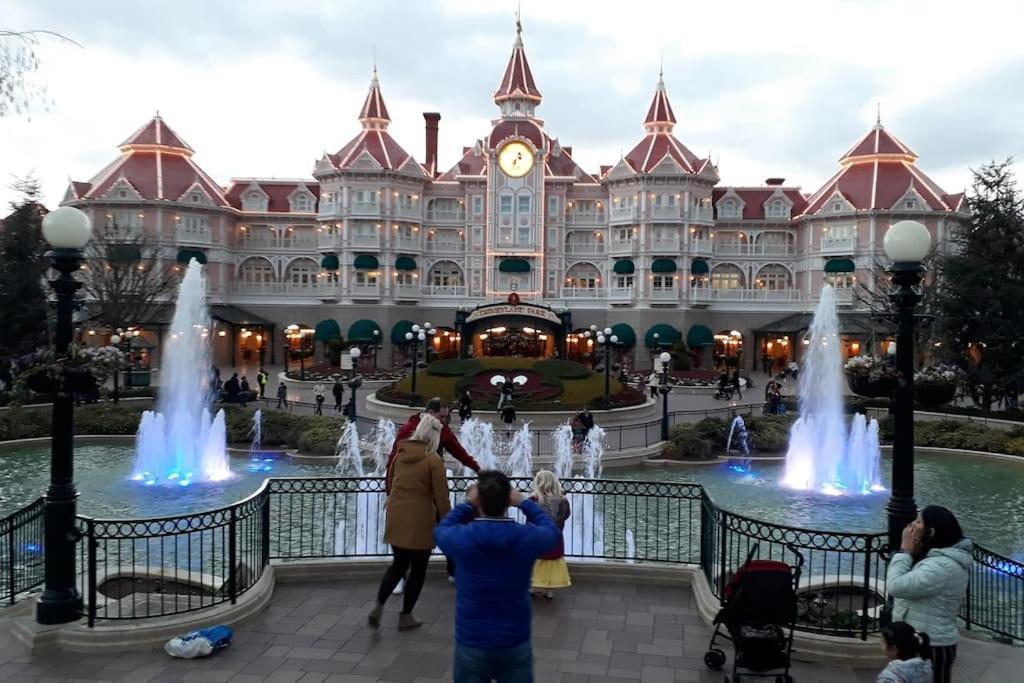 Paradise - Disneyland Paris 쉐시 외부 사진